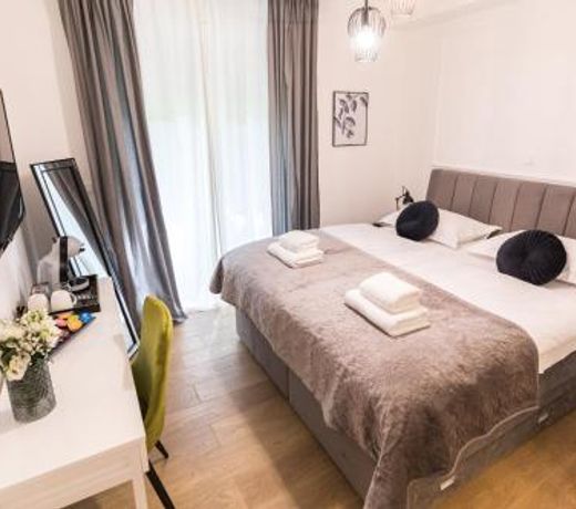 Luxury rooms with balcony