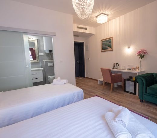 Center Luxury Rooms 1