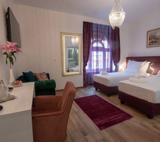 Center Luxury Rooms 1