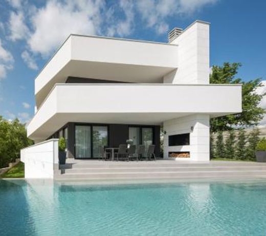 Modern Villa 55 with Pool and Spa