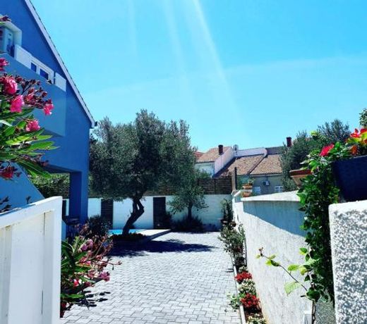 Vila Ena