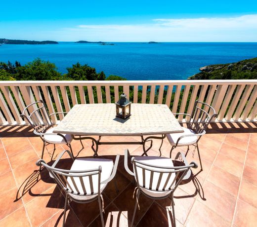 Mediterranean villa with astonishing view over the Adriatic sea and private pool