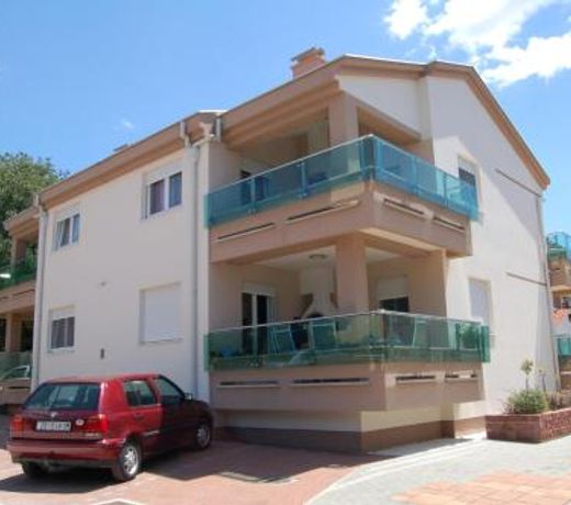Apartmani FAMILY