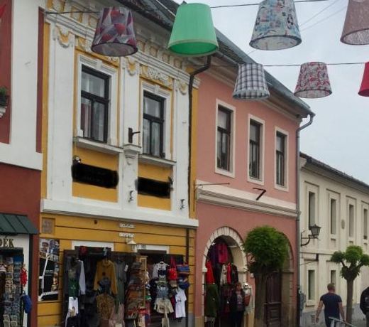 Főtér Apartmanház Szentendre