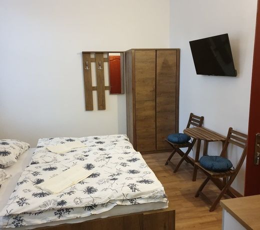 Guest House Orczy Park