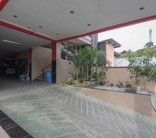 RedDoorz near E Walk Mall Balikpapan