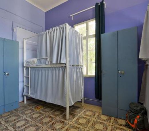 Caravan Hostel Tel Aviv By Roger Age 18-45