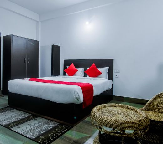OYO 35439 Hotel Shivaji Inn