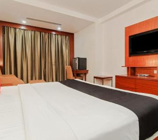 Capital O 35958 Hotel Lake View