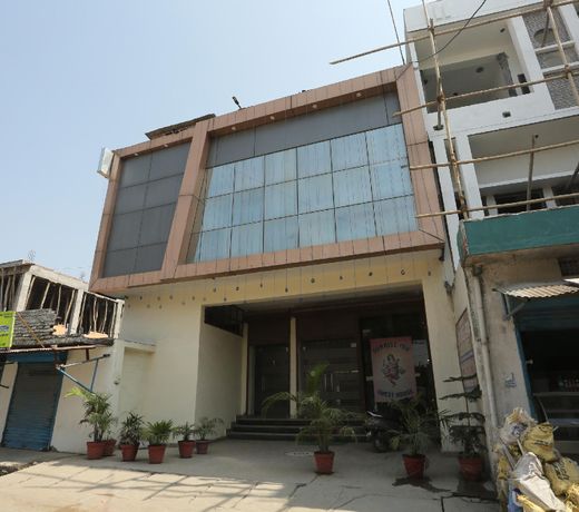 OYO 35782 Sunrise Inn Guest House
