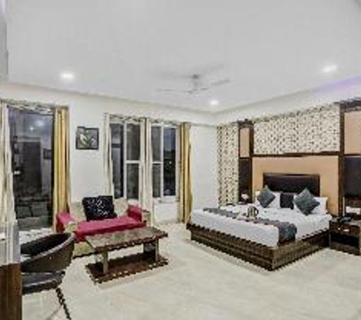 OYO Townhouse 22956 Hotel Grand Residency