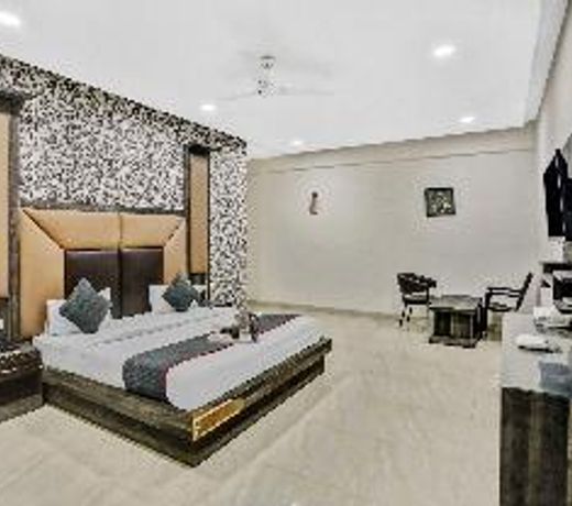 OYO Townhouse 22956 Hotel Grand Residency