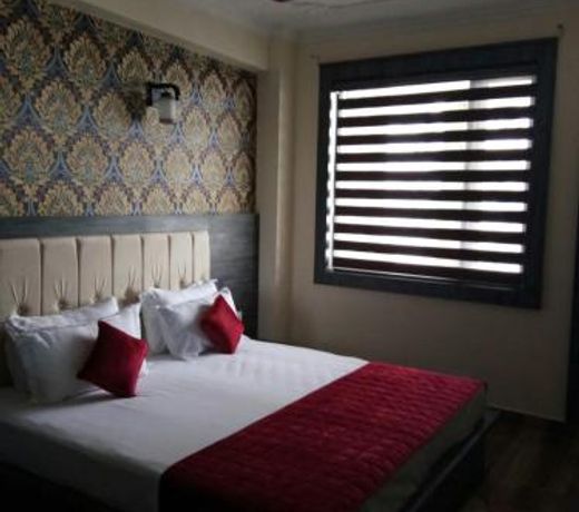 Cool Stay for Couples