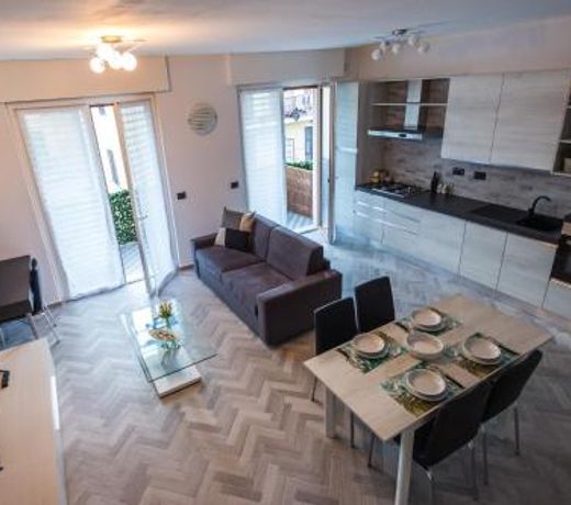 GF Holiday Suite