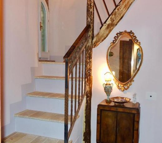Your Home With Love Tivoli