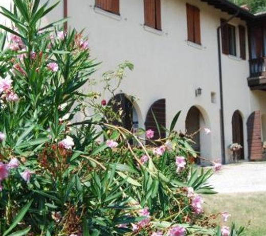 AGRITURISMO Cascina Bissiniga