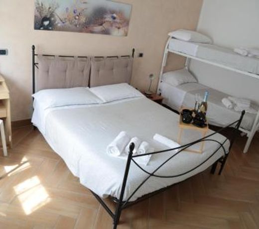 GUEST HOUSE SIMONAZZI