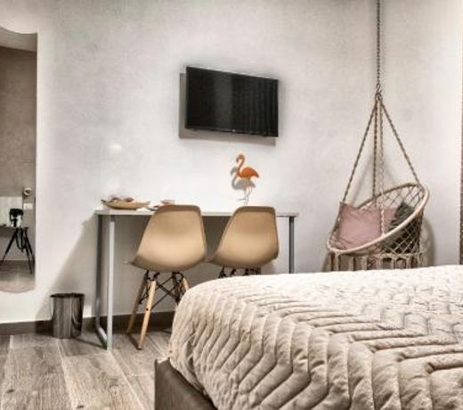 DIMORA FLEGREA room & breakfast
