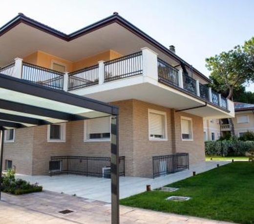 Aurum Suites