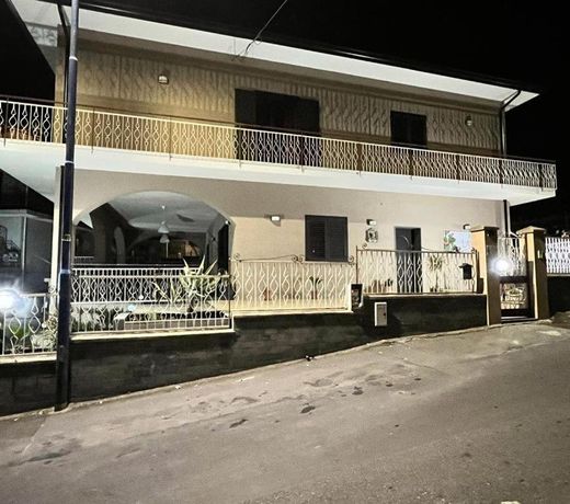B&B LAVIKA PEDARA