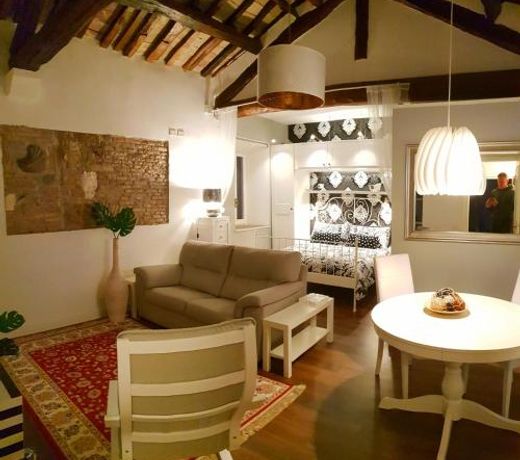 La Casa nel Castello