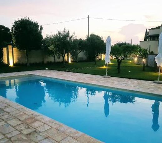 BORGO LUNA