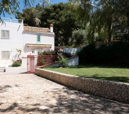 Villa Gina con vista mozzafiato sul golfo di Macari