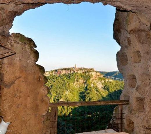 La Grotta Su Civita