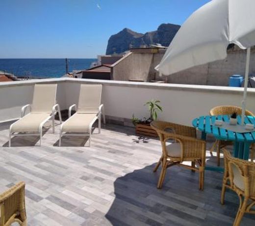 Home Holiday Sicily