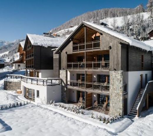 Les Dolomites Mountain Lodges