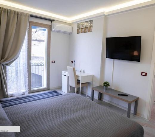 ROCCA DI CERERE Self Check-in Apartments