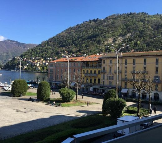 Como Lake Suites
