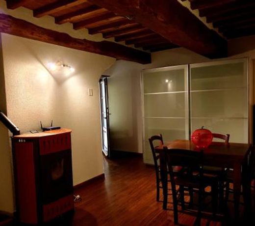 Artemisia Apartment