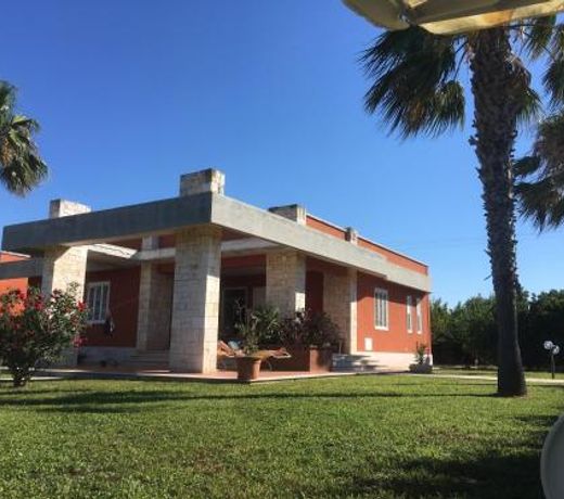 Villa Aurora