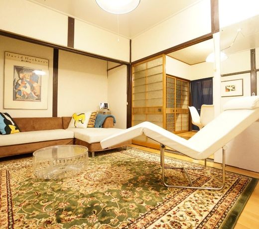 Rainbow Takayama Private House