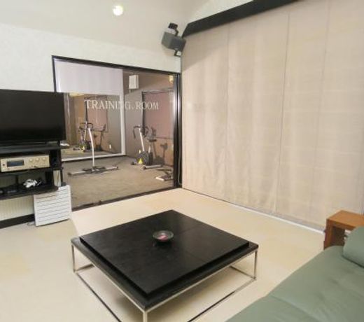 Grand Villa