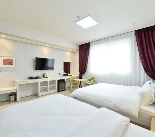 Gwangju Tourist Hotel