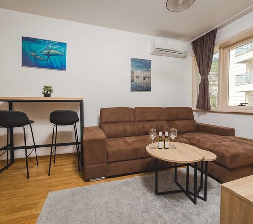 Blue Marlin Apartments