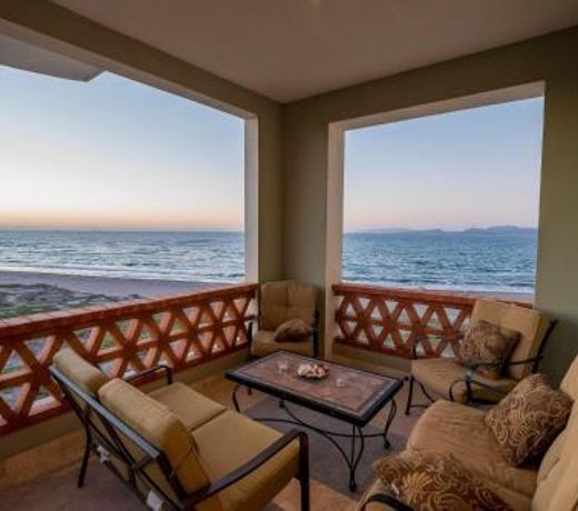 Paraiso Del Mar Resort F301 3 Bed by Casago