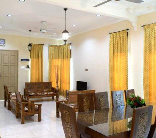 Muslim Homestay 68