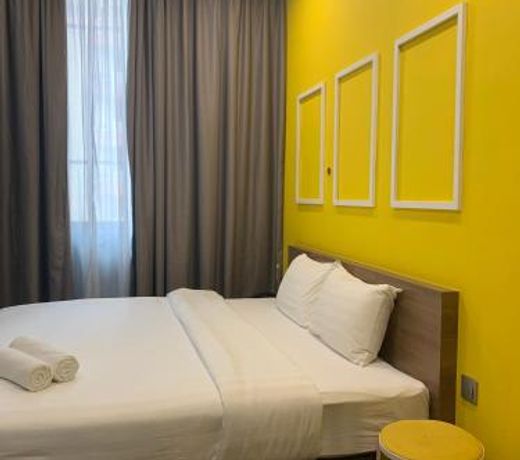 Frame Hotel