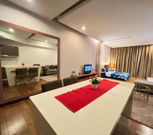 Regalia Suites & Residence studio Apartment by Enjoy your stay