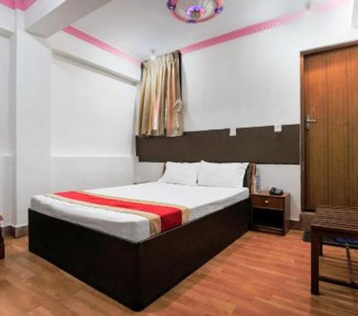 Spot on 455 Rudra Guesthouse