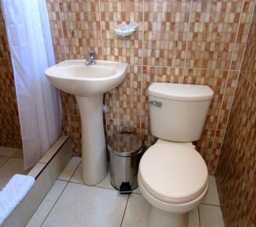 Capac Hotel II