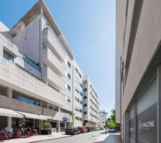 CN150 boutique studio, charming flat