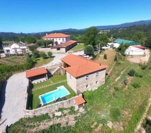 Mariana's HeartMade House
