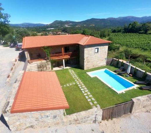 Mariana's HeartMade House