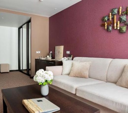 Sedanka Park Hotel