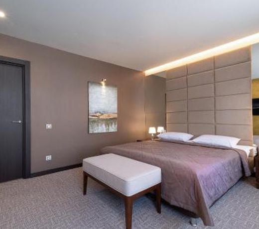 Sedanka Park Hotel
