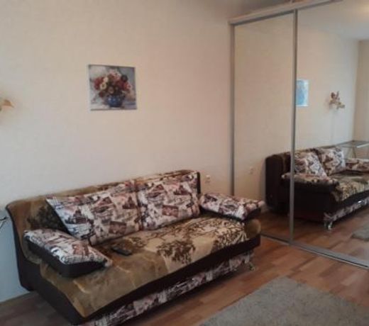 Apartment on Oktyabrskiy prospekt 51